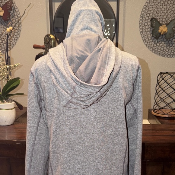 lululemon athletica Gray Jacket - Picture 13 of 16